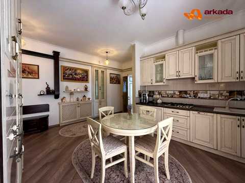 квартира за адресою Тринітарська вул., 7