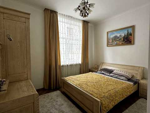 квартира за адресою Тринітарська вул., 7
