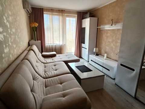 квартира за адресою Валентинівська вул. (Блюхера), 45
