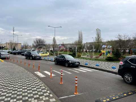 коммерческая по адресу Соборности просп. (Возз'єднання), 30