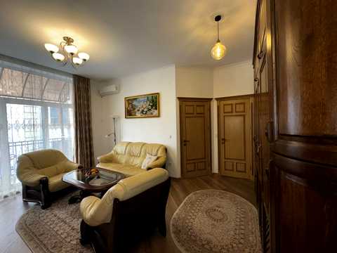 квартира за адресою Тринітарська вул., 7