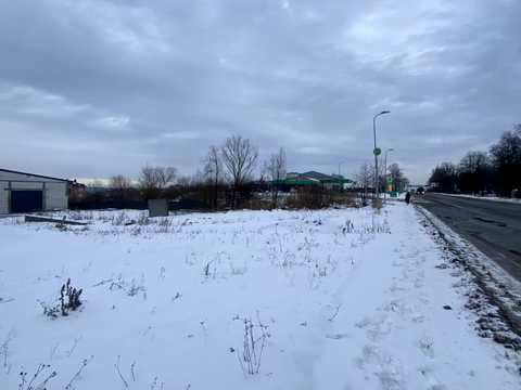 комерційна за адресою с. Угринів, Калуське шосе, 2
