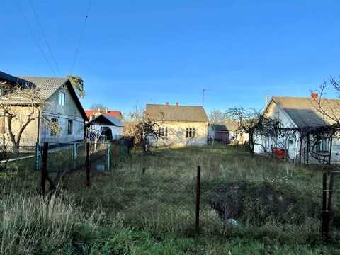ділянка за адресою
