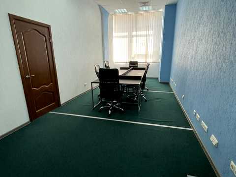 коммерческая по адресу Антоновича ул. (Горького), 40