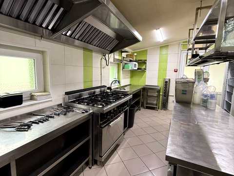 комерційна за адресою Лесі Українки бульв., 25