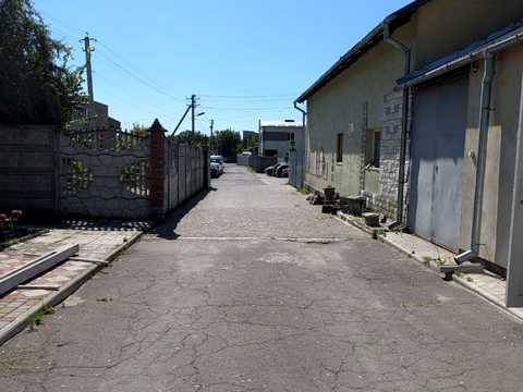 коммерческая по адресу Центральна, 44