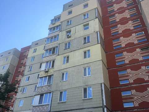 квартира за адресою Ревуцького вул., 25