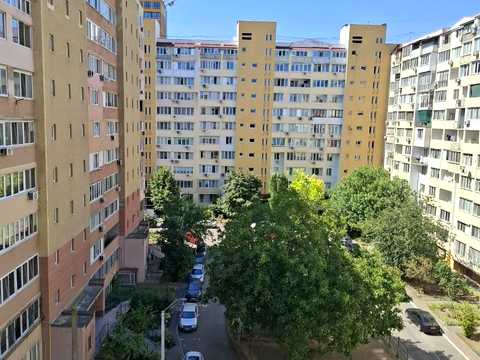 квартира за адресою Академіка Сахарова вул., 16