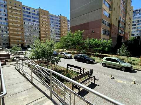квартира за адресою Академіка Сахарова вул., 16