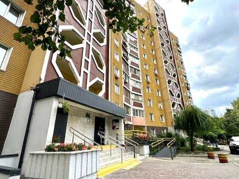 квартира по адресу Анны Ахматовой ул., 43