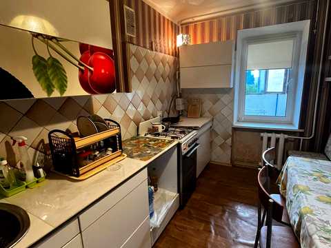 квартира за адресою Митрополита Шептицького вул., 3