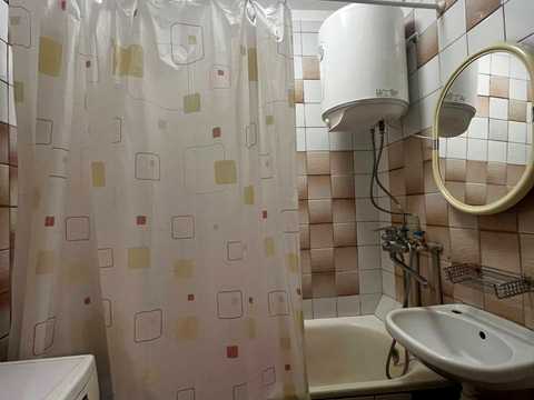 квартира за адресою Митрополита Шептицького вул., 3