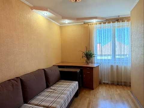 квартира за адресою с. Крихівці, Радісна вул., 4