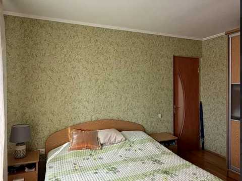 квартира за адресою с. Крихівці, Радісна вул., 4