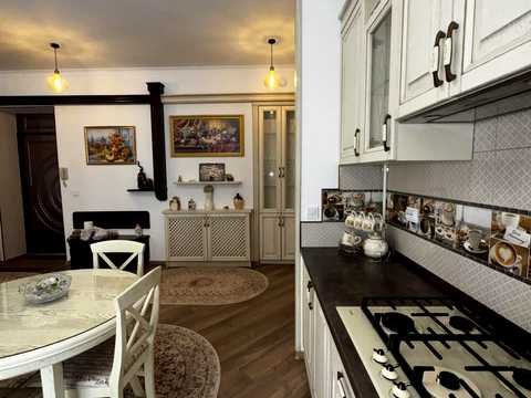 квартира за адресою Тринітарська вул., 7