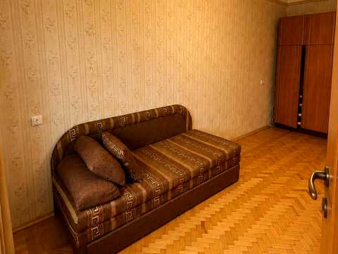 квартира за адресою Космонавтів просп., 43