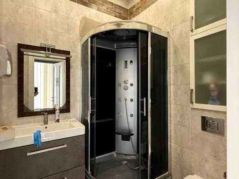 коммерческая по адресу Кловский спуск, 7