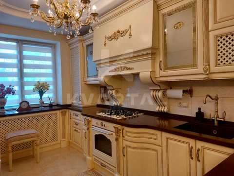будинок за адресою Лисенка вул. (Надсонова)