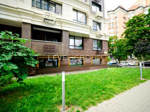 комерційна за адресою Золотоустівська вул., 25