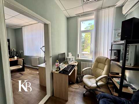 коммерческая по адресу Європейська, 5
