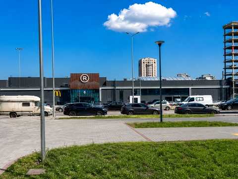 коммерческая по адресу Олександра Олеся ул., 13