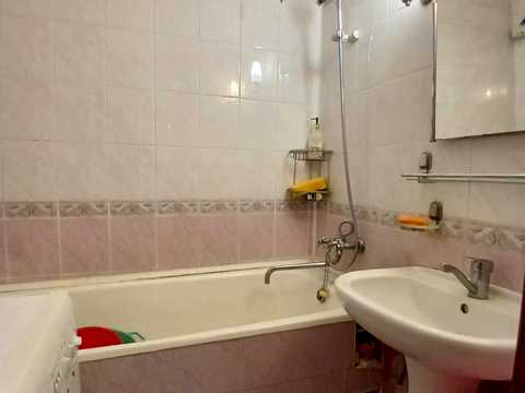 квартира за адресою Червоної Калини просп., 42