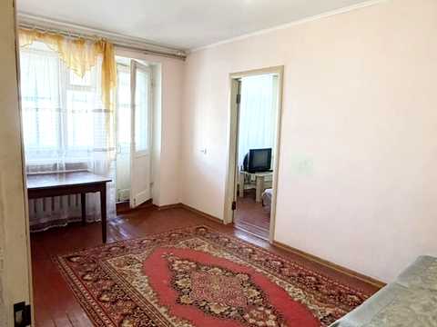 квартира за адресою Космонавтів вул., 73