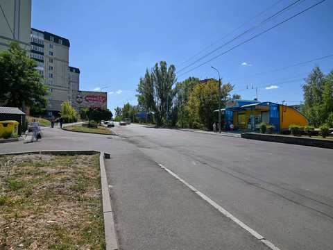 комерційна за адресою Богоявленська вул. (Черняка), 35