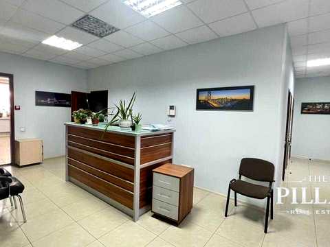 коммерческая по адресу Евгения Коновальца ул. (Щорса), 32