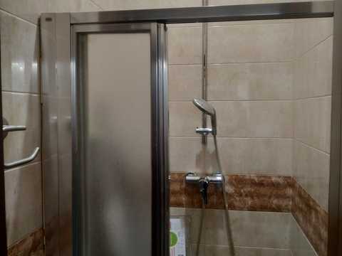 комерційна за адресою Саксаганського вул., 103