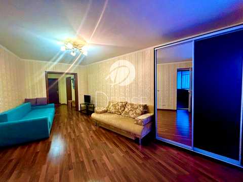 квартира за адресою Київ, Срібнокільська вул., 20