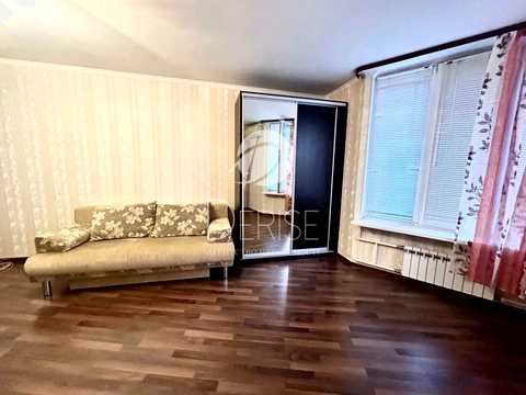 квартира за адресою Київ, Срібнокільська вул., 20