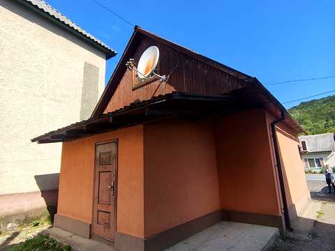 коммерческая по адресу Центральна, 50
