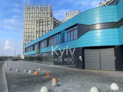 комерційна за адресою Зарічна вул., 2