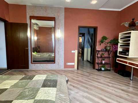 квартира за адресою Сучасна вул. (Пришвіна), 8