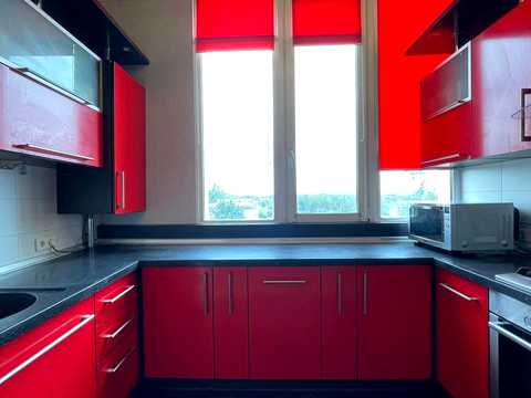 квартира за адресою Сучасна вул. (Пришвіна), 8