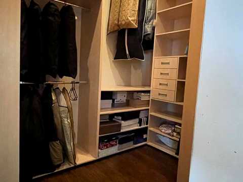 квартира за адресою Сучасна вул. (Пришвіна), 8