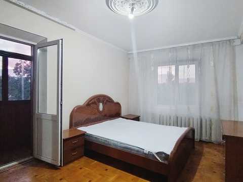 квартира за адресою Ореста Левицького вул. (Академіка Курчатова), 23