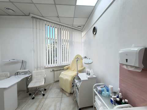 коммерческая по адресу Днепровская набережная ул., 19-В