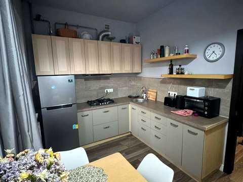 квартира за адресою Рея Бредбері вул., 7/14