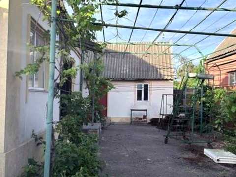 дом по адресу Бориса Джонсона ул.