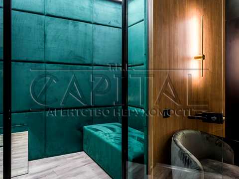 комерційна за адресою Буслівська вул., 12