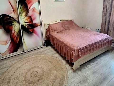 будинок за адресою грушева