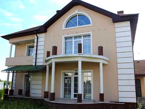 будинок за адресою Вишнева вул.