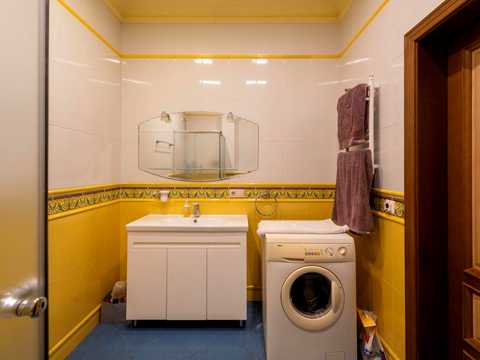 квартира по адресу Межигорская ул., 28