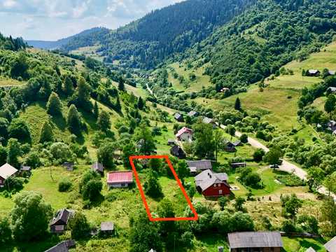 участок по адресу 