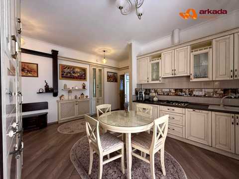 квартира за адресою Тринітарська вул., 7