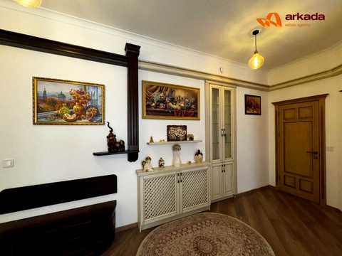 квартира за адресою Тринітарська вул., 7