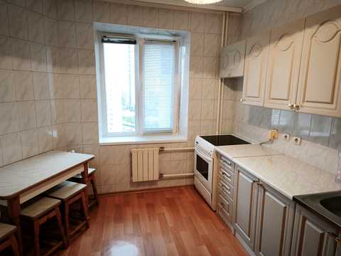 квартира за адресою Оноре де Бальзака вул., 4