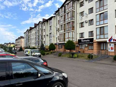 комерційна за адресою Щаслива вул., 14
